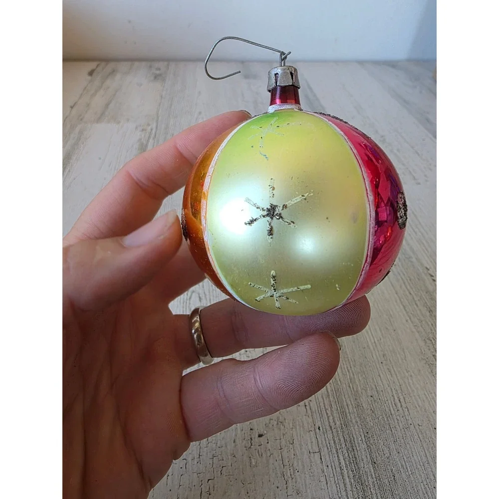 Vintage Poland beach ball Mica Star Glass Mercury ornament Xmas tree